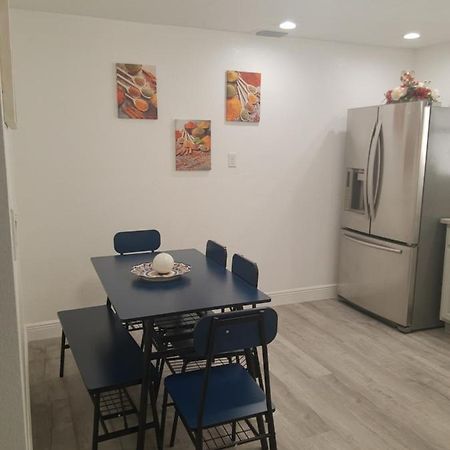 Bush Garden Park Nearby Apartments Тампа Экстерьер фото